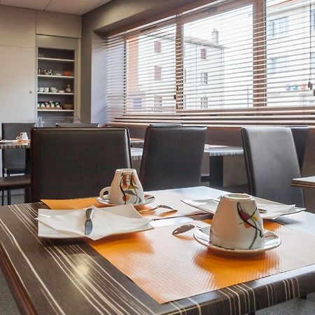 Logis Hotel Les Voyageurs Lezoux المظهر الخارجي الصورة